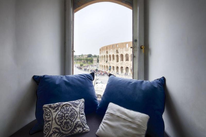 Ht N°9 Colosseo Rome Exterior photo